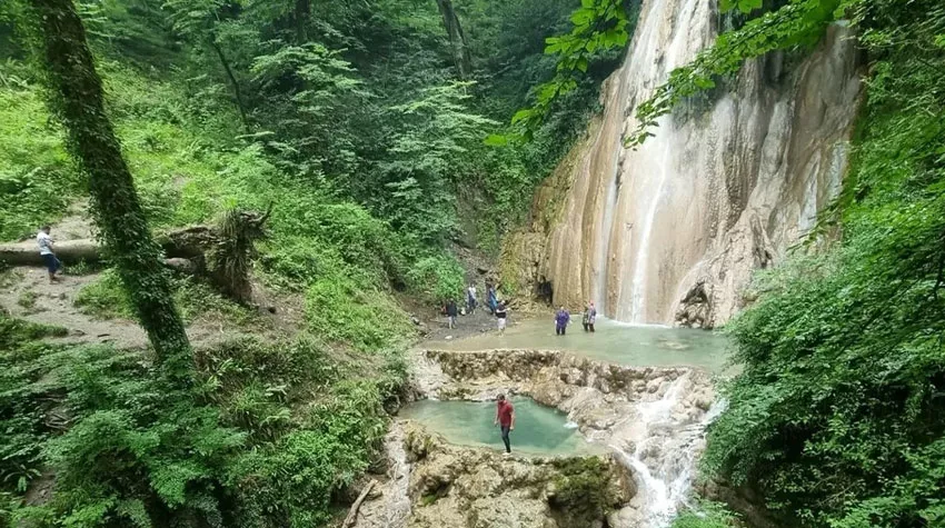 عکس آبشار اسکلیم رود اطراف تهران