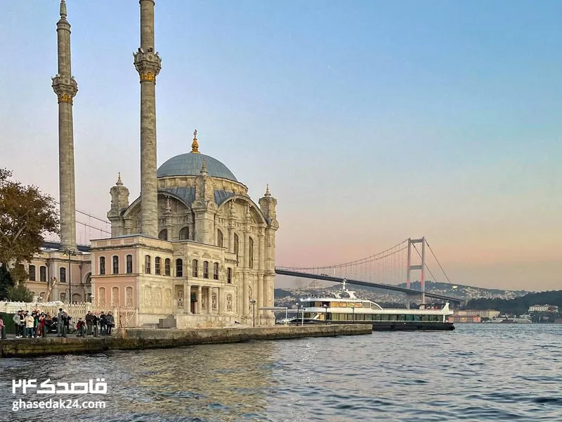 عکس مسجد اورتاکوی استانبول Ortakoy Mosque))