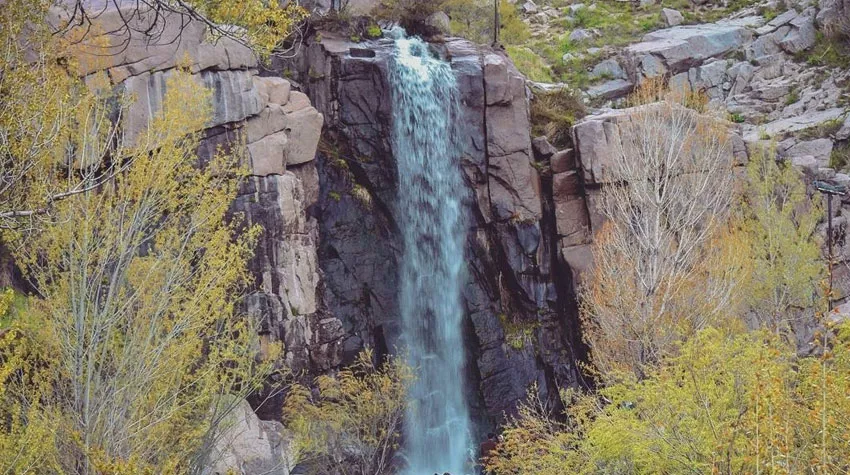 عکس غار آکواریوم گنجنامه همدان