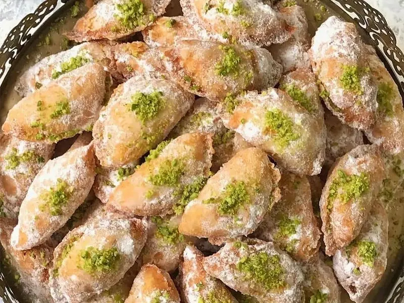 نان برنجی و قطاب، سوغات خلخال اردبیل
