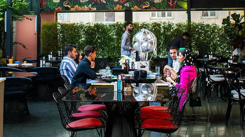 کافه نگیما تهران