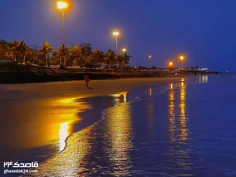 عکس ساحل قشم در شب