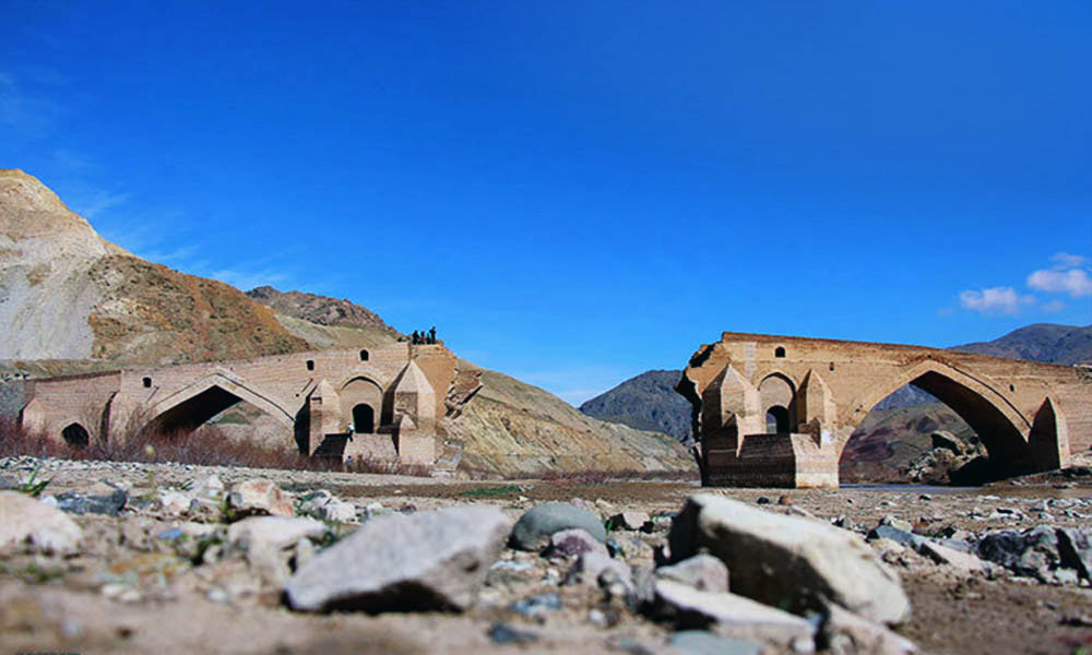 خرید اینترنتی بلیط قطار میانه