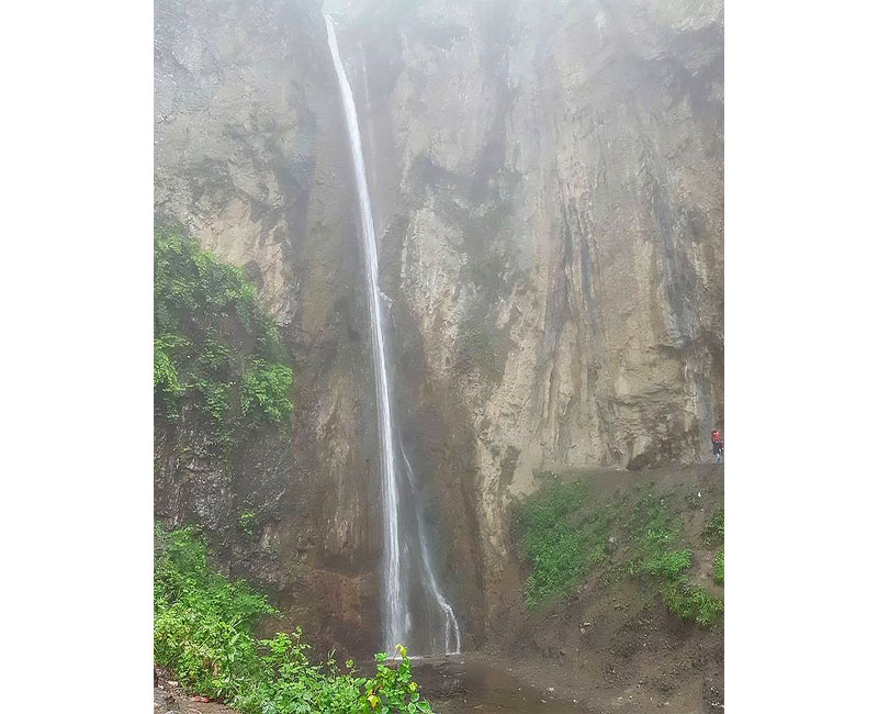 waterfall-ziarat