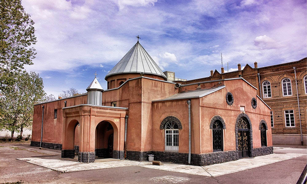 کلیسای کاتولیک ها تبریز