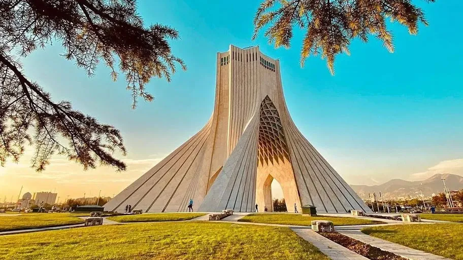 تهران کجاست