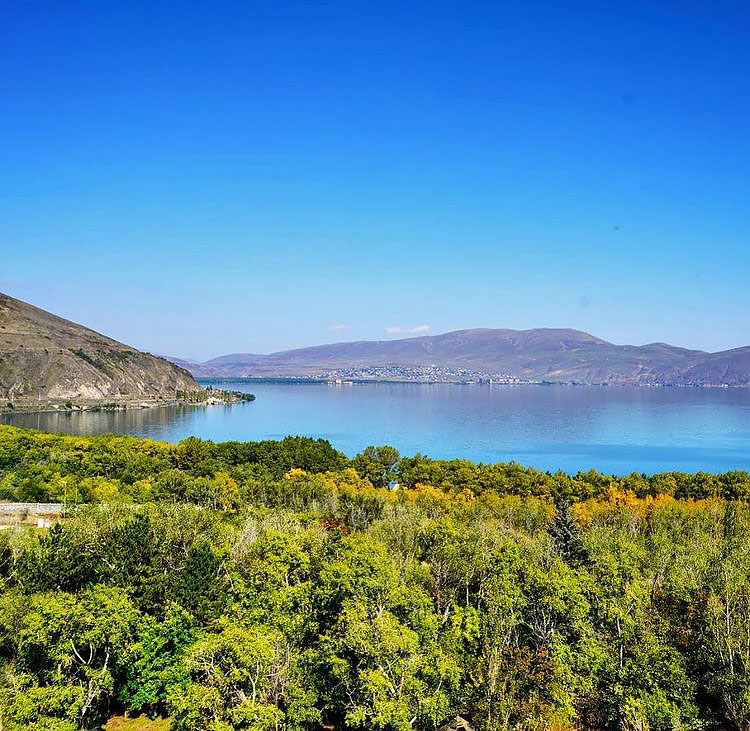 دریاچه سوان ایروان